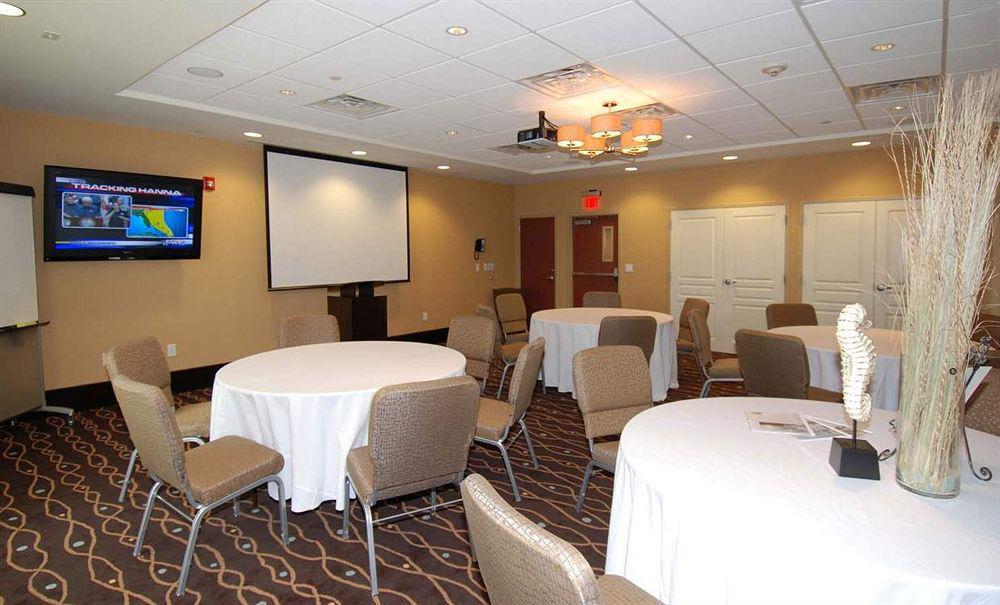 Holiday Inn Express Jacksonville Beach By Ihg Fasilitas foto