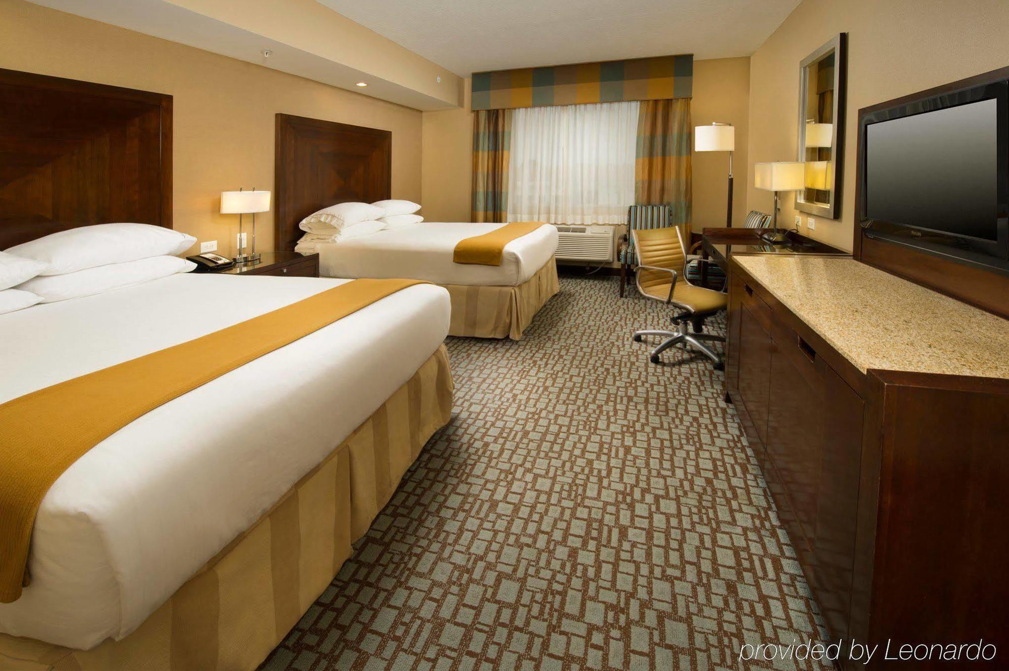 Holiday Inn Express Jacksonville Beach By Ihg Bagian luar foto